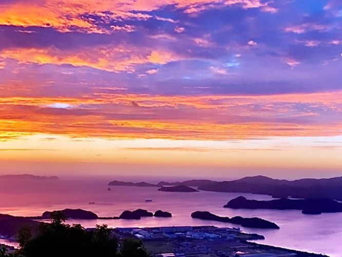 四季折々の津峯神社